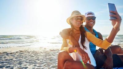 Young travellers deceive on social media