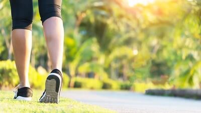 woman's legs jogger