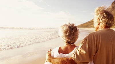Elderly couple at the beach