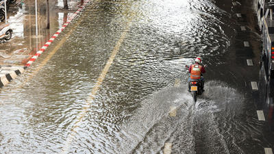Bangkok flooding disrupts travel as authorities declare disaster zone 