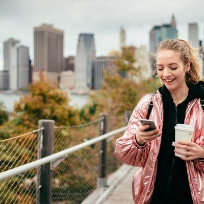 woman in US on phone