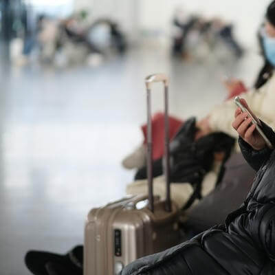 airport passenger facemask