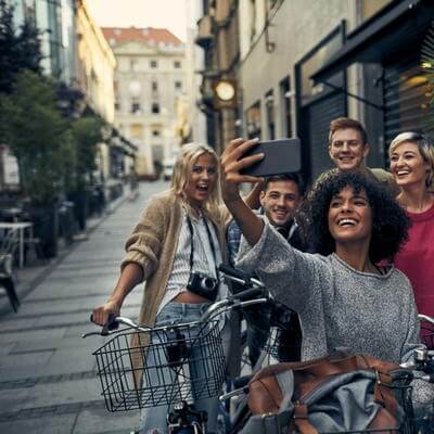 young people travel GettyImages-1086841152