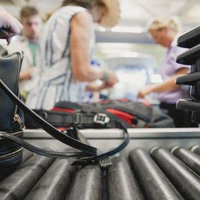 airport security GettyImages-1091682966
