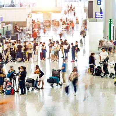 busy airport GettyImages-1080086010