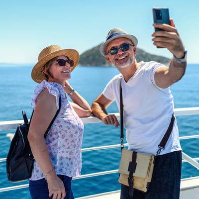 Cruise ship passengers