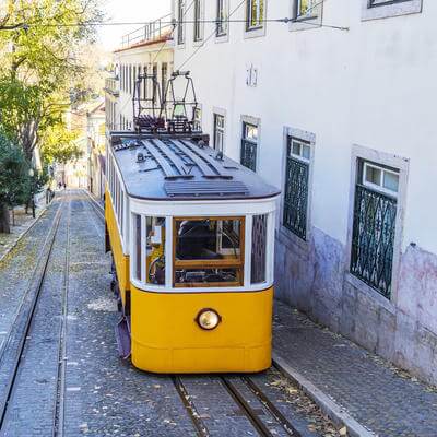 Lisbon Gloria tram
