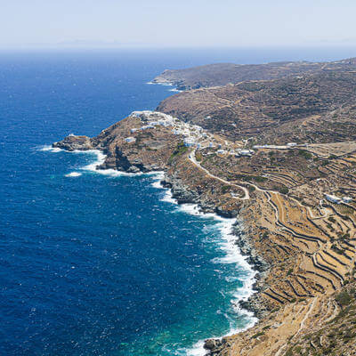 British couple and pilot killed in Sifnos helicopter crash