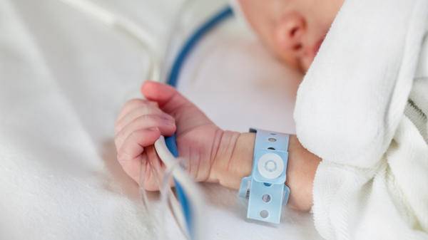 newborn baby hospital