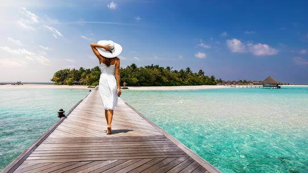 LUXURY TOURISM
