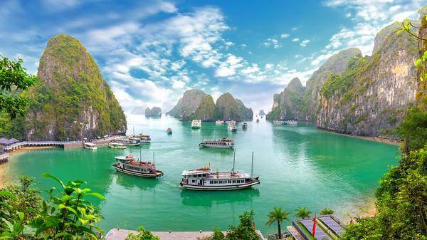 Vietnam - Halong Bay