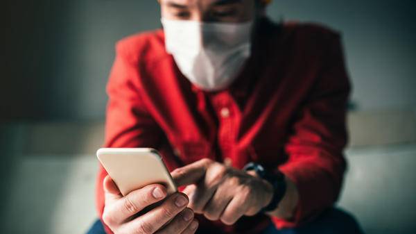 Man on smartphone