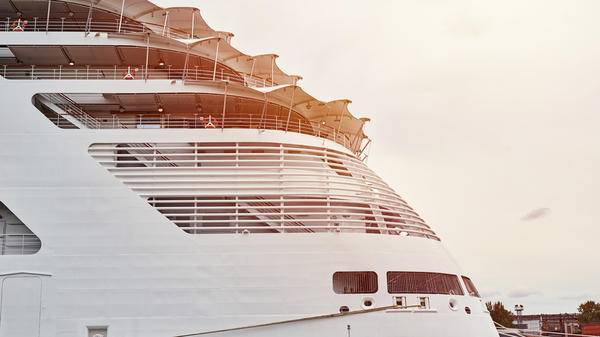 cruise ship