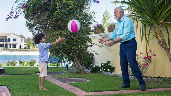 retiree with family in Dubai