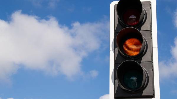 amber traffic light
