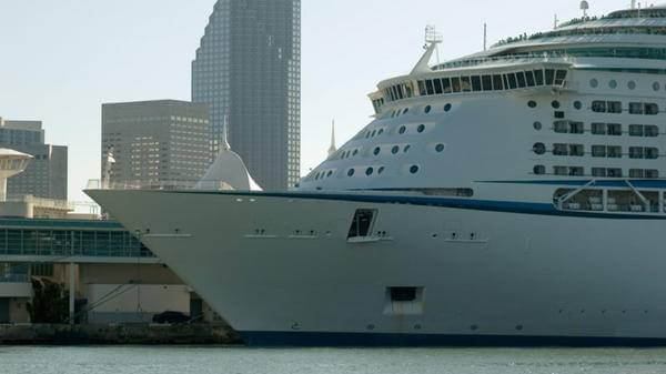 Cruise ship