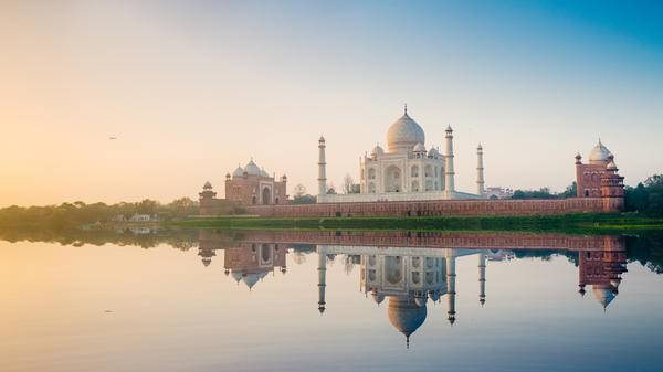Taj Mahal river
