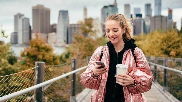 woman in US on phone