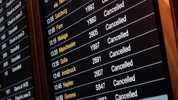 airport chaos uk