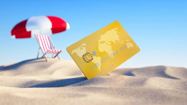 summer holiday spending GettyImages-1407334368