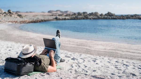 digital nomad GettyImages-1406595817