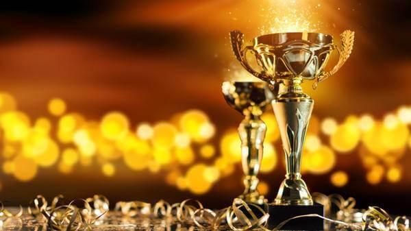 two trophies GettyImages-652798582