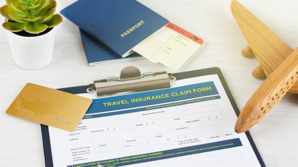 travel insurance claim GettyImages-1206926015