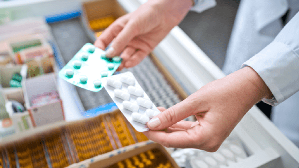 Holding medicines