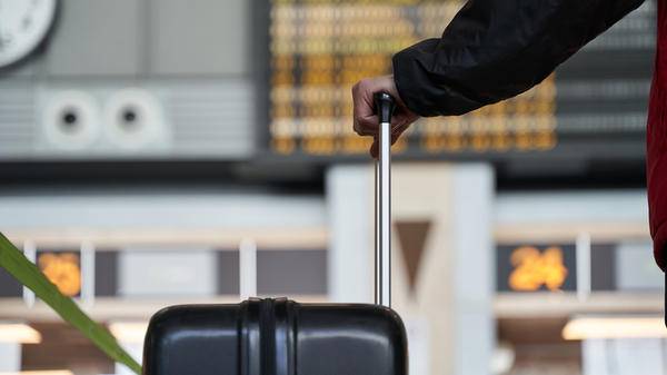 At least 14 million air travellers affected by disruption last winter GettyImages-1369329526 (1)