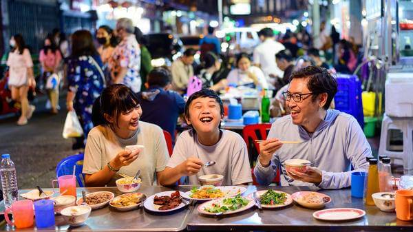 Thailand launches free domestic flights