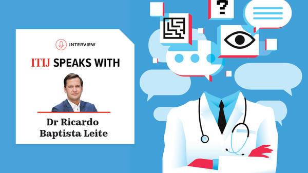 Illustration doctor and ai 