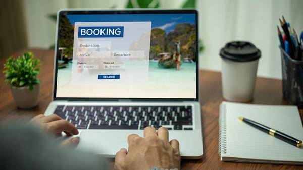 Travel sector sees highest e-commerce cart abandonment, report finds