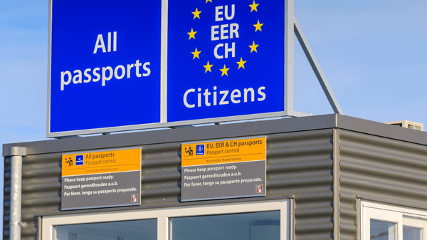 Italian airport chief warns EU border system still causing lengthy waits for travellers