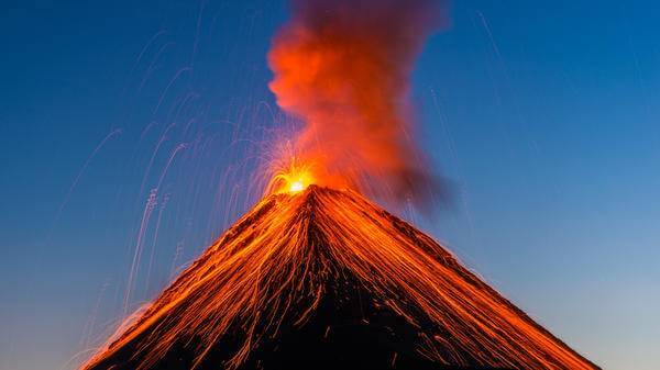 Fuego eruption prompts evacuations as Guatemala raises alert level